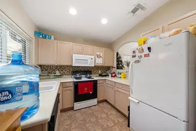 2848 Osprey Cove Place #204, Kissimmee, FL 34746 - Photo 9