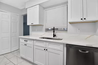 636 S Wellington Drive, Deltona, FL 32725 - Photo 5