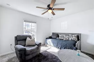 6952 Dilly Lake Ave, Groveland, FL 34736 - Photo 5