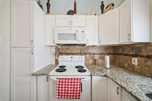 1163 Chambord Ct, Orlando, FL 32825 - Photo 7