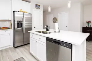 152 Cape Honeysuckle Pl, Sanford, FL 32771 - Photo 5