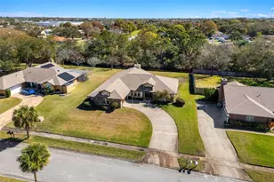 2213 Woodlawn Cir, Melbourne, FL 32934 - Photo 49