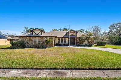 2213 Woodlawn Circle, Melbourne, FL 32934 - Photo 3