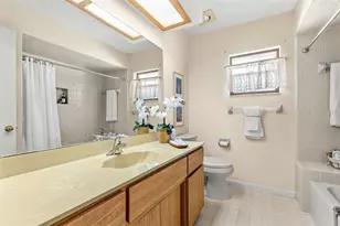 2213 Woodlawn Cir, Melbourne, FL 32934 - Photo 33