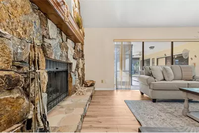 2213 Woodlawn Circle, Melbourne, FL 32934 - Photo 13