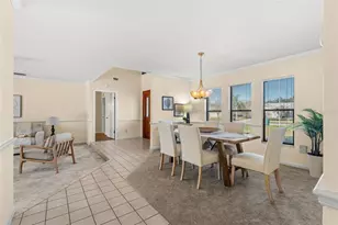 2213 Woodlawn Cir, Melbourne, FL 32934 - Photo 9