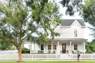 2002 Shaw Ln, Orlando, FL 32814 - Photo 1