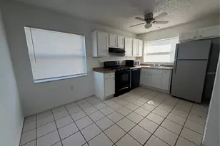 900 N Bay St, Eustis, FL 32726 - Photo 7