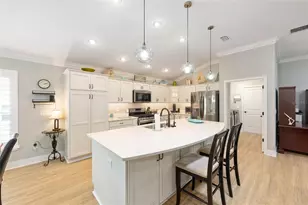 2140 Biller Cir, The Villages, FL 32163 - Photo 11