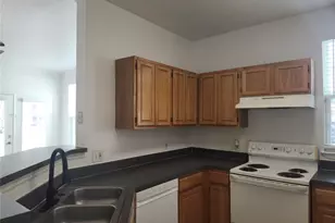 3281 Soho St, Orlando, FL 32835 - Photo 5