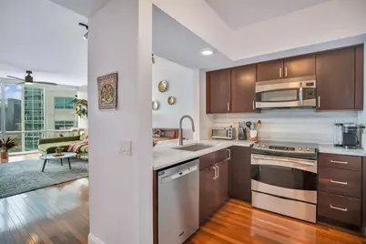 322 E Central Boulevard #1005, Orlando, FL 32801 - Photo 9