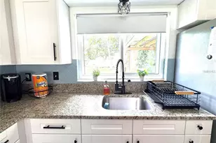 9616 Pineridge Ave, Riverview, FL 33578 - Photo 9