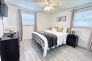 9616 Pineridge Ave, Riverview, FL 33578 - Photo 17