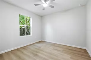 2449 SE 10th Ave, Gainesville, FL 32641 - Photo 13