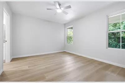 2449 SE 10th Avenue, Gainesville, FL 32641 - Photo 15
