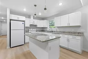 2449 SE 10th Ave, Gainesville, FL 32641 - Photo 5