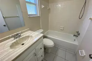 308 S Shadow Bay Dr, Orlando, FL 32825 - Photo 13