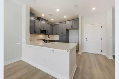 7545 Laureate Boulevard #7301, Orlando, FL 32827 - Photo 5