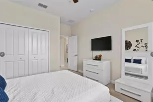 4700 Sleepy Hollow Dr, Kissimmee, FL 34746 - Photo 13