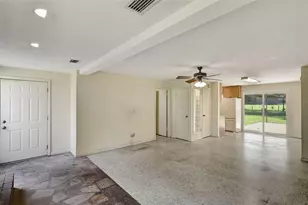 1000 SE 155th St, Summerfield, FL 34491 - Photo 9