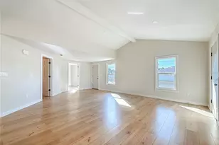 6948 Dartmouth Ave N, Saint Petersburg, FL 33710 - Photo 5