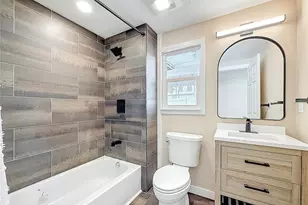 6948 Dartmouth Ave N, Saint Petersburg, FL 33710 - Photo 13