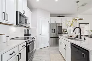 1819 Brockridge Rd, Kissimmee, FL 34744 - Photo 9