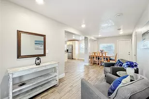 1 S Solandra Dr, Orlando, FL 32807 - Photo 5