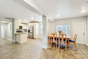 1 S Solandra Dr, Orlando, FL 32807 - Photo 11