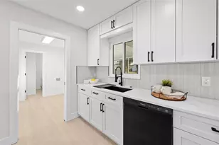 105 12th St SW, Ruskin, FL 33570 - Photo 61