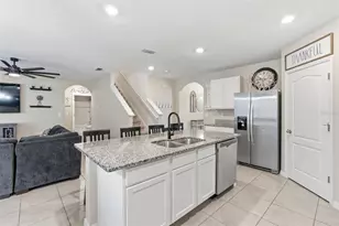 803 Baylor Dr, Deltona, FL 32725 - Photo 9