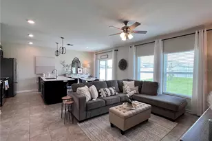 580 Taurus Ln, Saint Cloud, FL 34772 - Photo 7