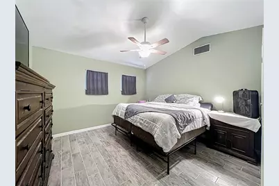 1029 Michelle Court, Tavares, FL 32778 - Photo 15