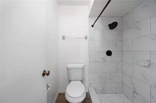 126 Dahlia Village Cir, Orlando, FL 32807 - Photo 7