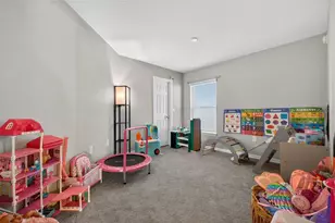 3927 Palazzo Pl, Winter Haven, FL 33884 - Photo 23