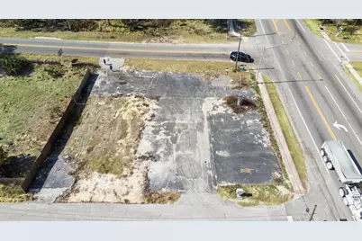 331 W Myers Boulevard, Mascotte, FL 34753 - Photo 5
