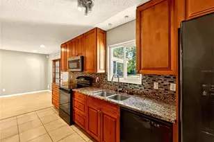 8619 Catbriar Ln, Orlando, FL 32829 - Photo 11