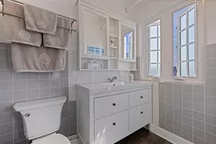 130 4th Ave N, Saint Petersburg, FL 33701 - Photo 19