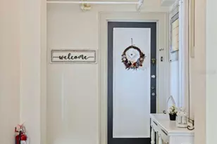 130 4th Ave N, Saint Petersburg, FL 33701 - Photo 3