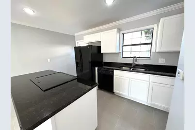 453 Hemlock Street, Altamonte Springs, FL 32714 - Photo 9