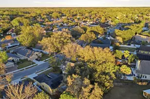 1071 Kelly Creek Cir, Oviedo, FL 32765 - Photo 35