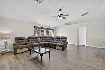 2212 Lake Pointe Circle, Leesburg, FL 34748 - Photo 19