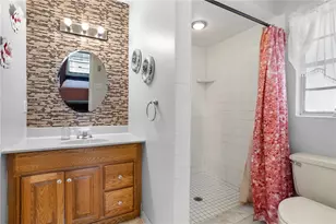 1446 Farmington Ave, Deltona, FL 32725 - Photo 15