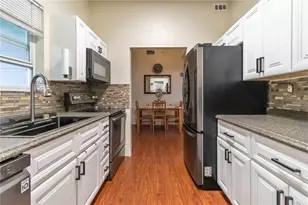 160 Oakwood Dr, Daytona Beach, FL 32117 - Photo 9