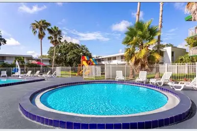 2930 Polynesian Isle Boulevard #221, Kissimmee, FL 34746 - Photo 3