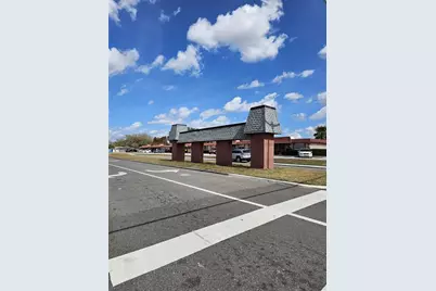 2929 W Oak Ridge Road #E8, Orlando, FL 32809 - Photo 17