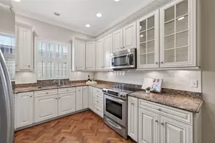 925 Ashington Pl, Orlando, FL 32804 - Photo 19