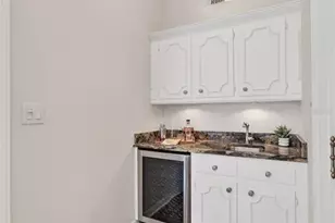 925 Ashington Pl, Orlando, FL 32804 - Photo 15