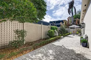 925 Ashington Pl, Orlando, FL 32804 - Photo 33