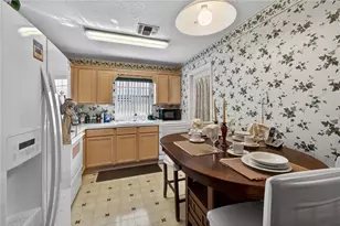 215 Dairy Rd, Auburndale, FL 33823 - Photo 9